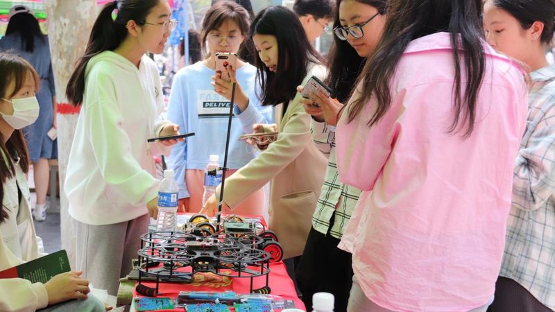 知识图谱：企业数字化转型中的智能导航
